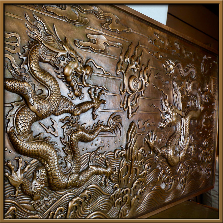 Plaque murale traditionnelle chinoise vintage à deux dragons et poutres